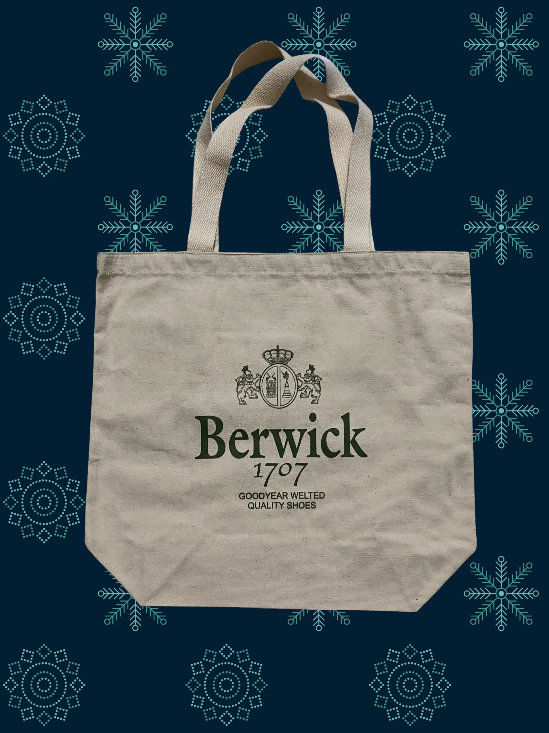 Berwick 1707 Canvas Tote Bag - Image 3